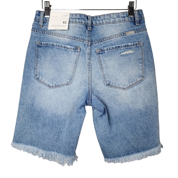 KanCan NWT Frayed Hem Bermuda Denim Blue Jean Distressed Shorts Women's Size XS - Picture 7 of 12